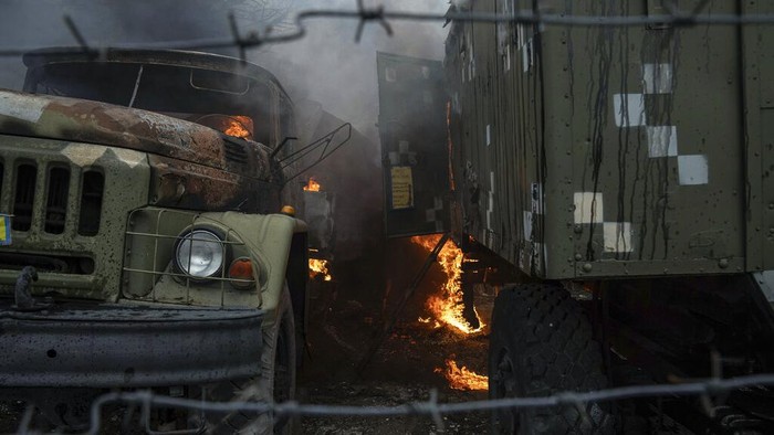 Serangan Rusia di Mariupol