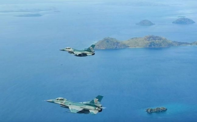 F-16 Skadron Udara 14 Amankan KTT ASEAN di Labuan Bajo