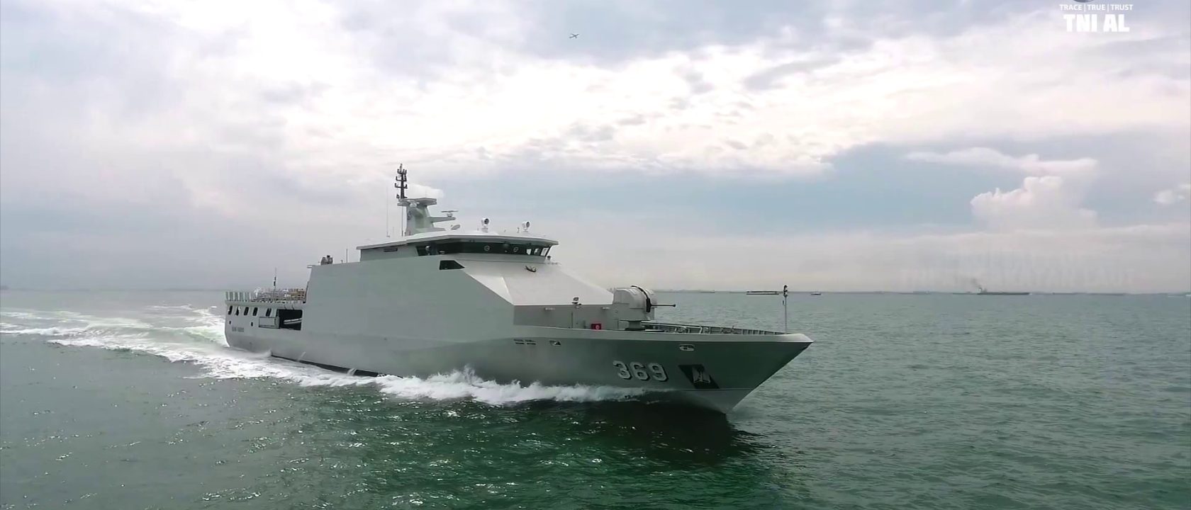 KRI Bung Karno-369