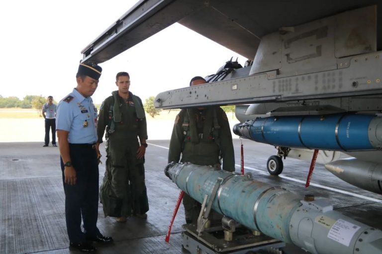 Skadron Udara 3 melaksanakan Pelatihan GBU-54 Laser JDAM