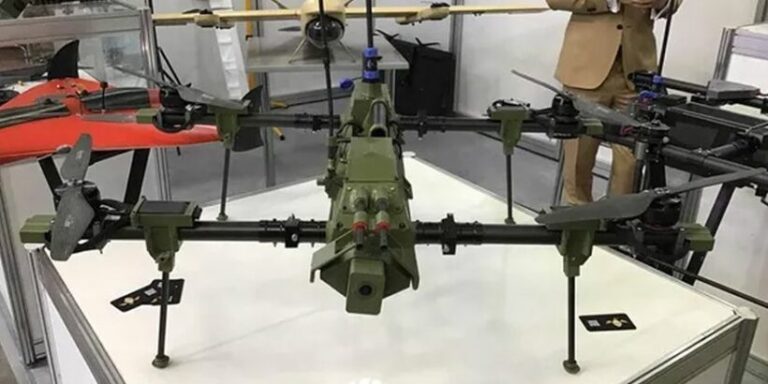 Drone pembom Golub Rusia yang mampu membawa 12 granat fragmentasi telah dikerahkan ke Ukraina.