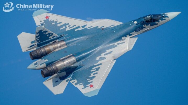 Su-57E tampil memukau di Airshow China 2024