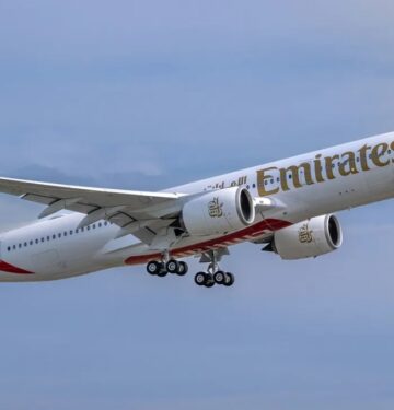 Emirates A330-900