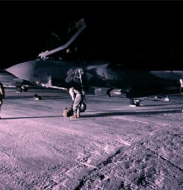 F-35 USAF mendarat di Thule Airfield di Greenland tahun 2023